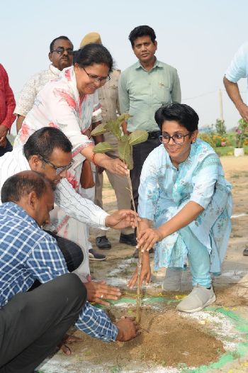 Tree plantation with NABARD CDO Mirzapur Smt. Vijaylaxmi ji