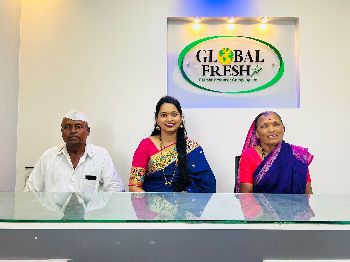 Mrs.Sushma (Director-Globalfresh FPO) with her Parents in Office.