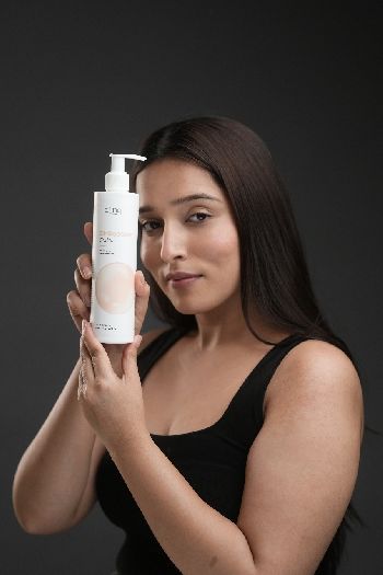 Vitamin C Whitening Moisturizing Lotion