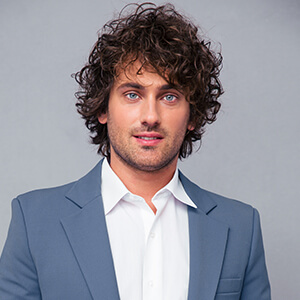 Ariol Doe (Software Developer)