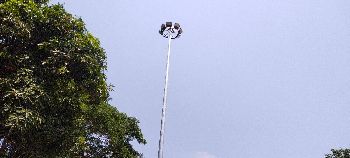 Electrical high mast pole