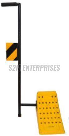 Wheel Chock With Stand