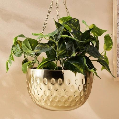 Metal Hanging Planter