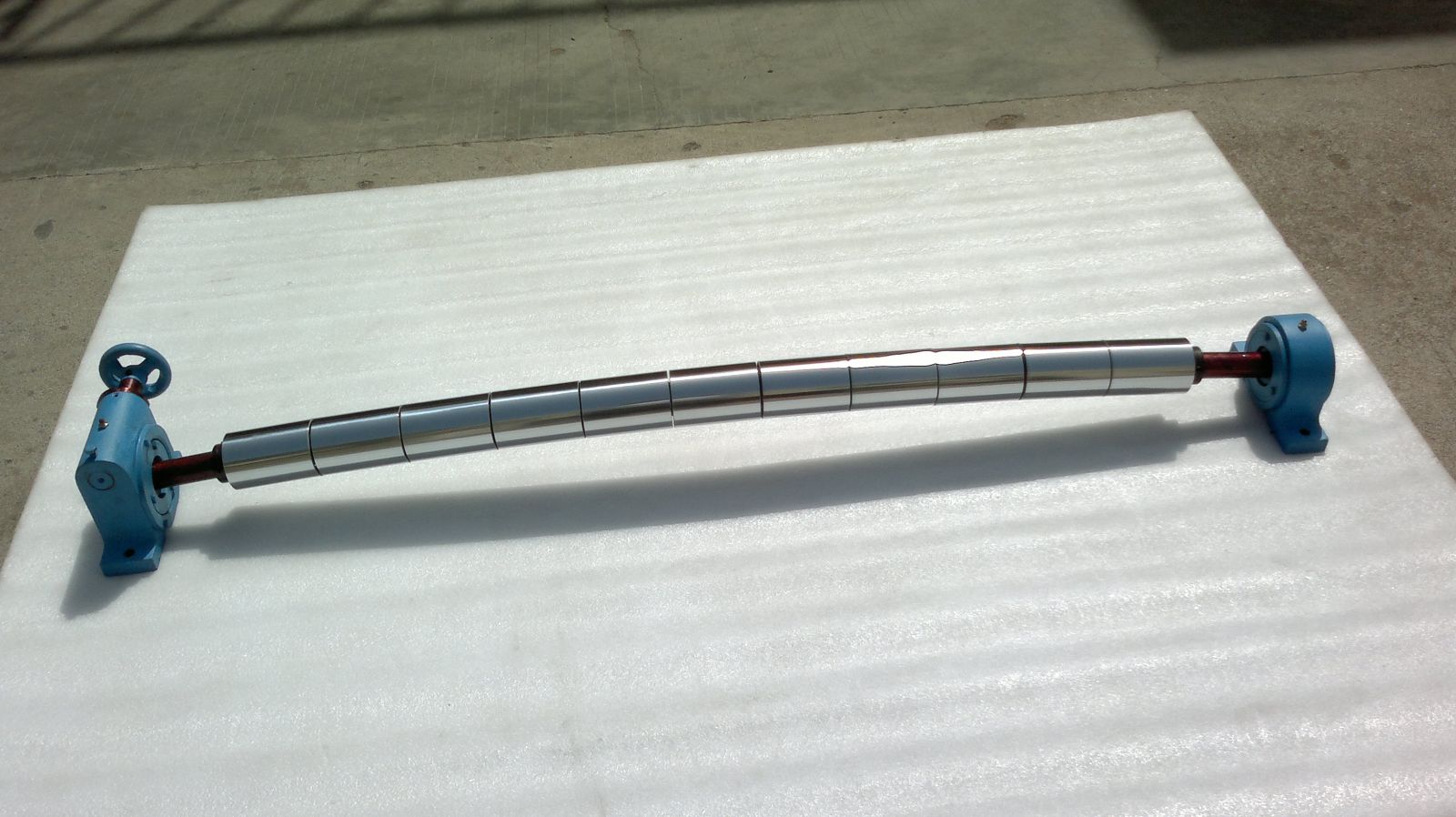 Segmented Type Metallic Bow Roll