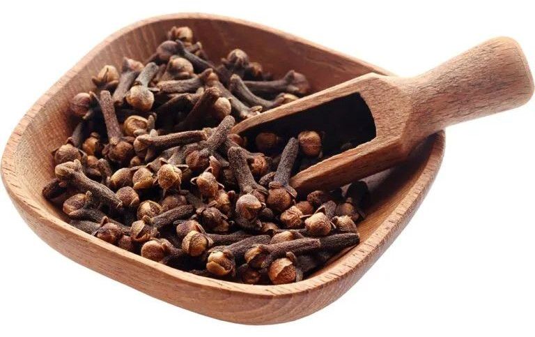 Brown Whole Clove Pods