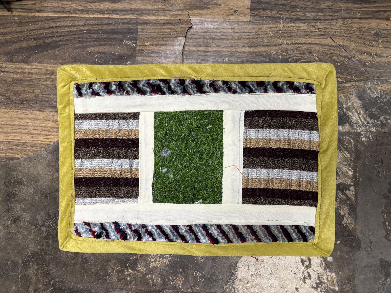 Unique Faux Grass Panel Accent Mat