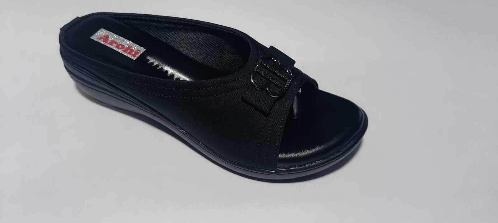 Designer Party Wear Ladies Flat Sandal