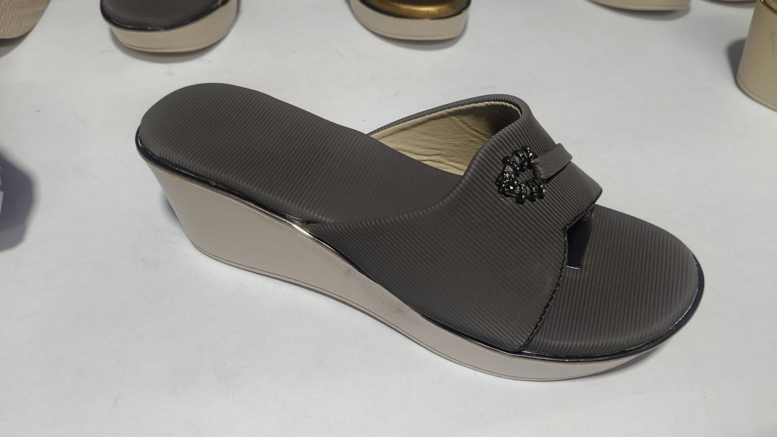 Soft Cushioned Platform Sandal