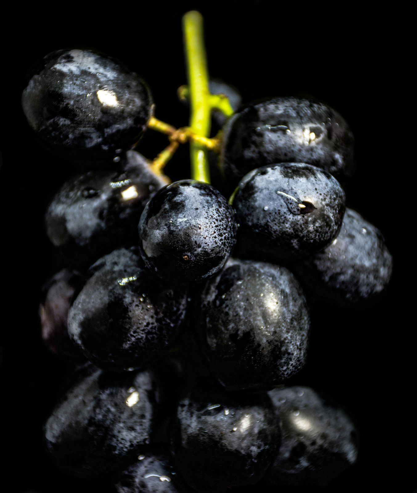 Fresh Black Grapes