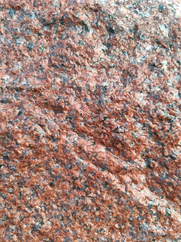 Kadoor Red Granite Blocks