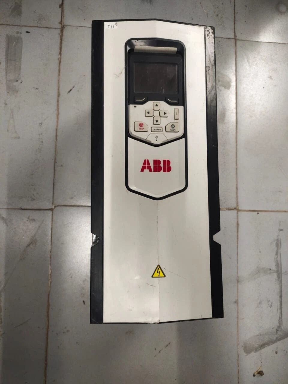 ABB ACS880-01-038A-3+P944 Drive Tasted Ok