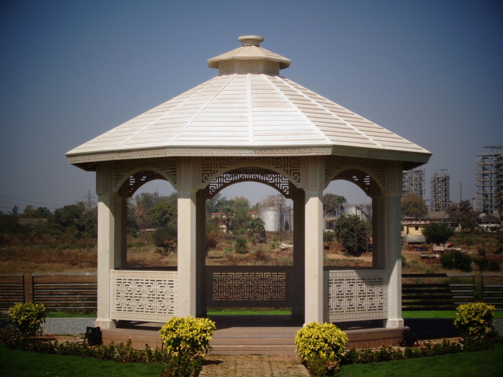 Hexagonal Lattice Tiered Roof Gazebo