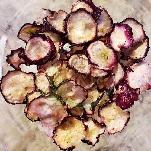 Dehydrated Radish Chips