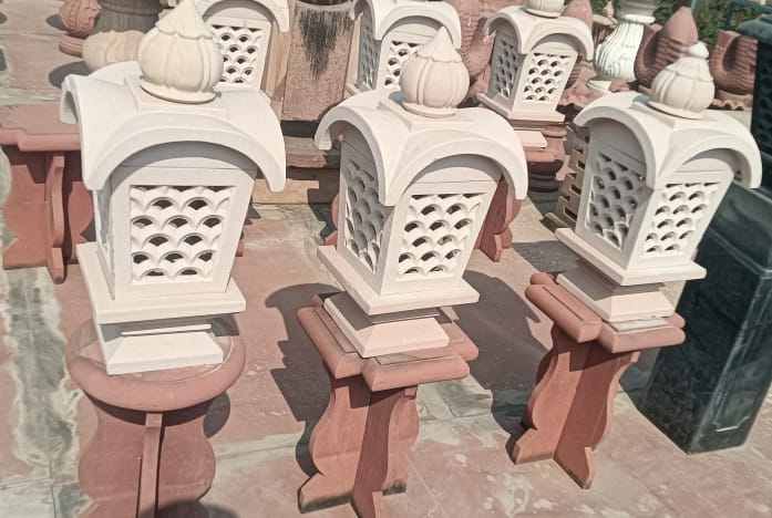 Antique Sandstone Lamp