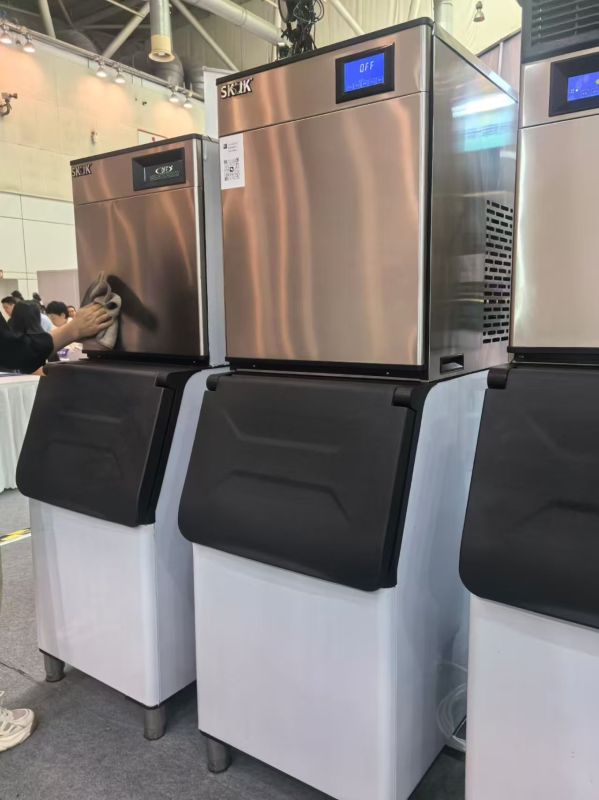 Commercial Ice Maker
