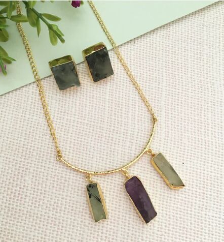 Natural Raw Stone Pendant Set, Color : Pale Grey, Red-brown