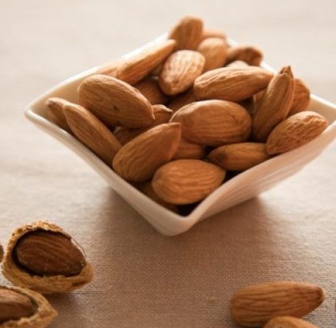 Raw Almonds, Shelf Life : 6 Months