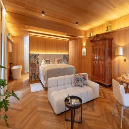 Hotel Wooden Interior Designing Service