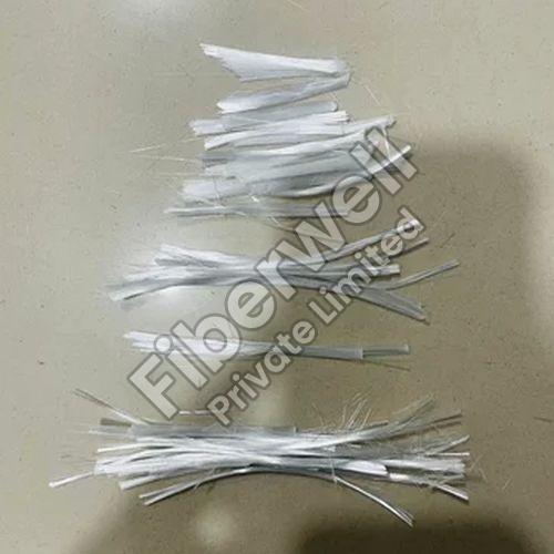 Fiberglass Chopped Strand, Color : White, Packaging Size : 25-50 Kg