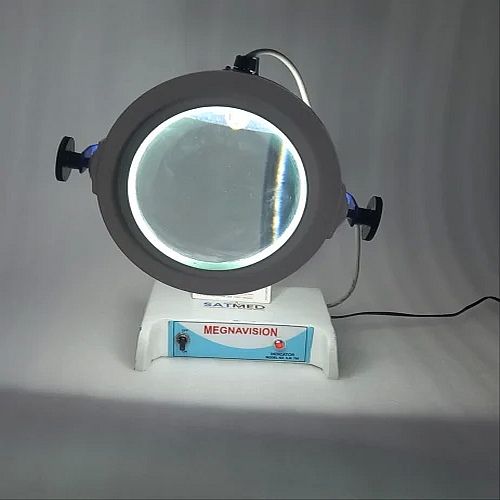 Metal Glass Magnascope Bench Magnifier, Brand Name : Satmed
