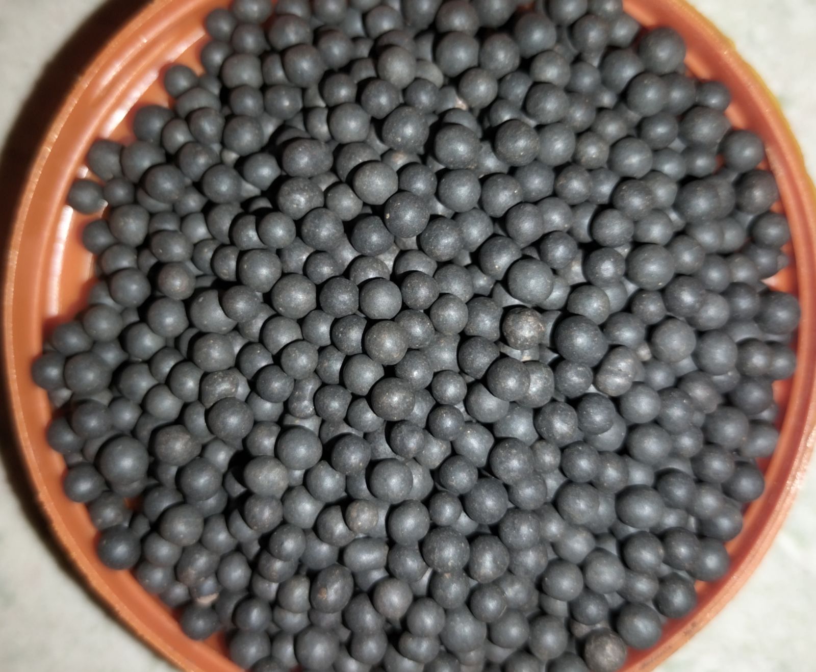 Black Bentonite Granule