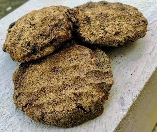 Round Cow Dung Cake