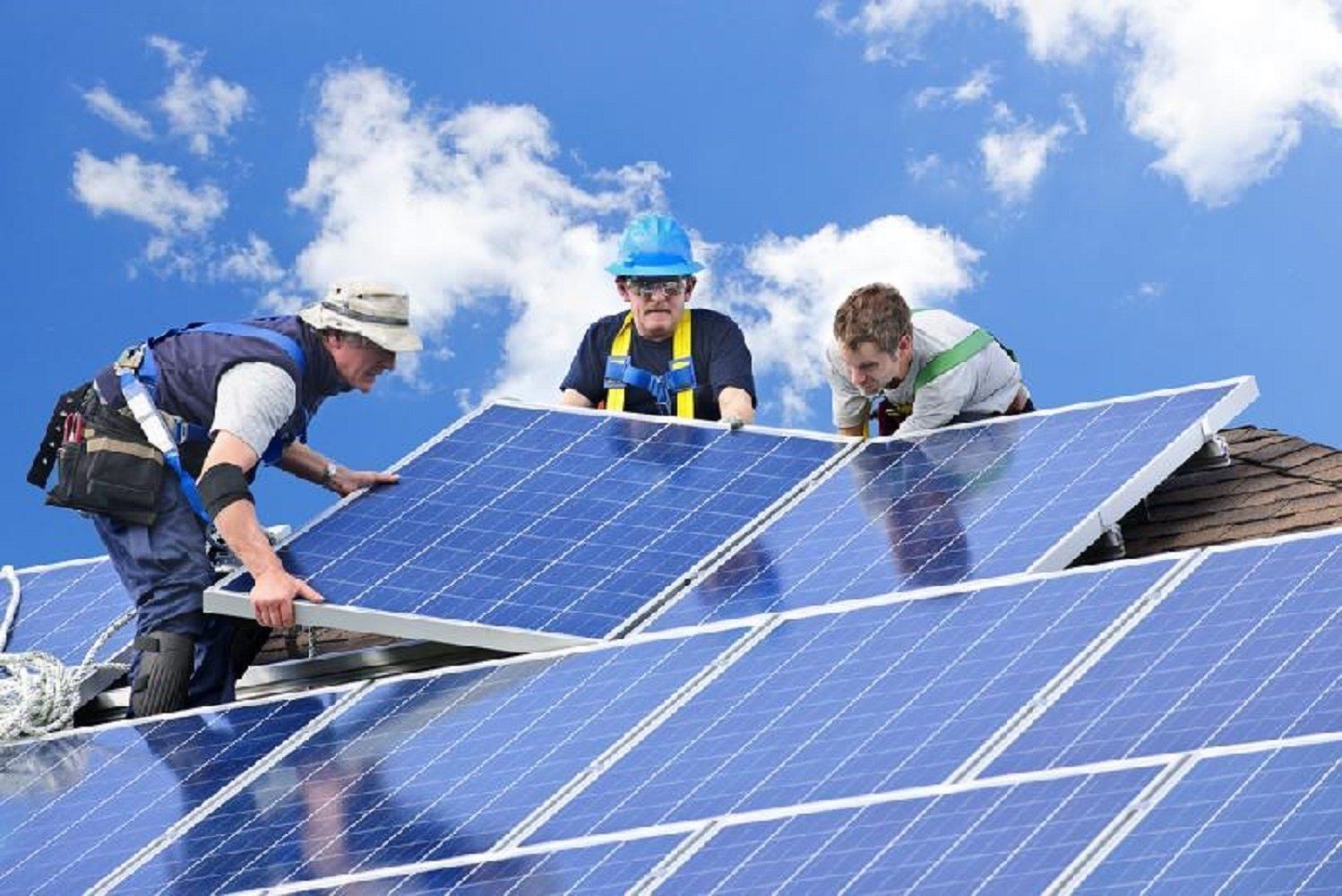 Rooftop Solar Energy Installation Service