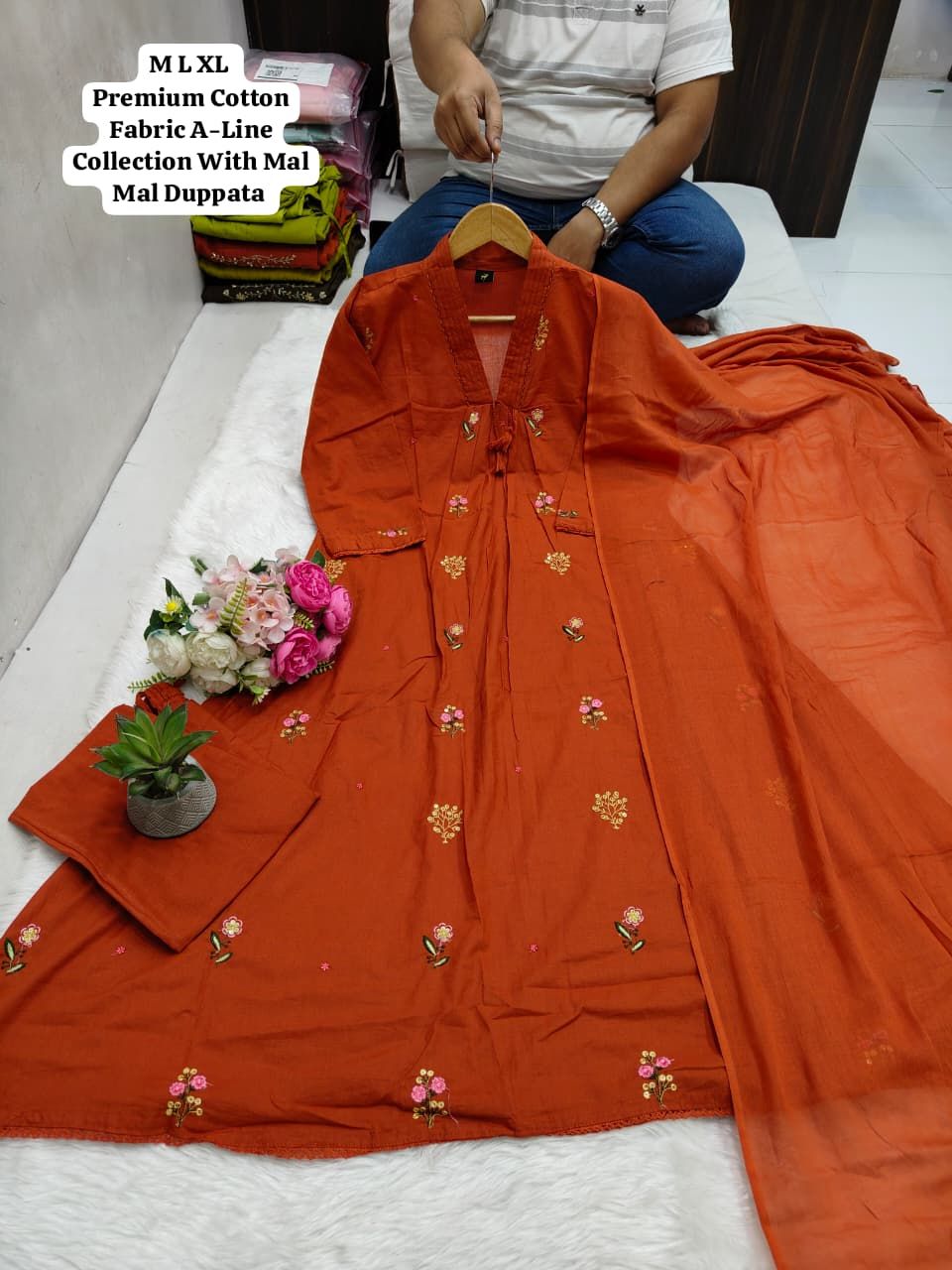 Thread Embroidery Cotton Kurti Set