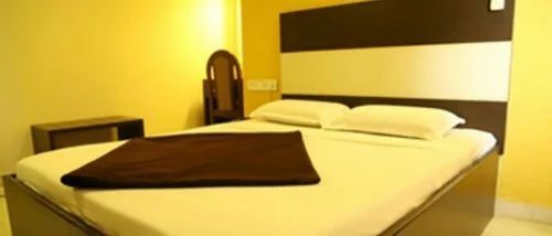 Rooms Facilities and Amenities Service