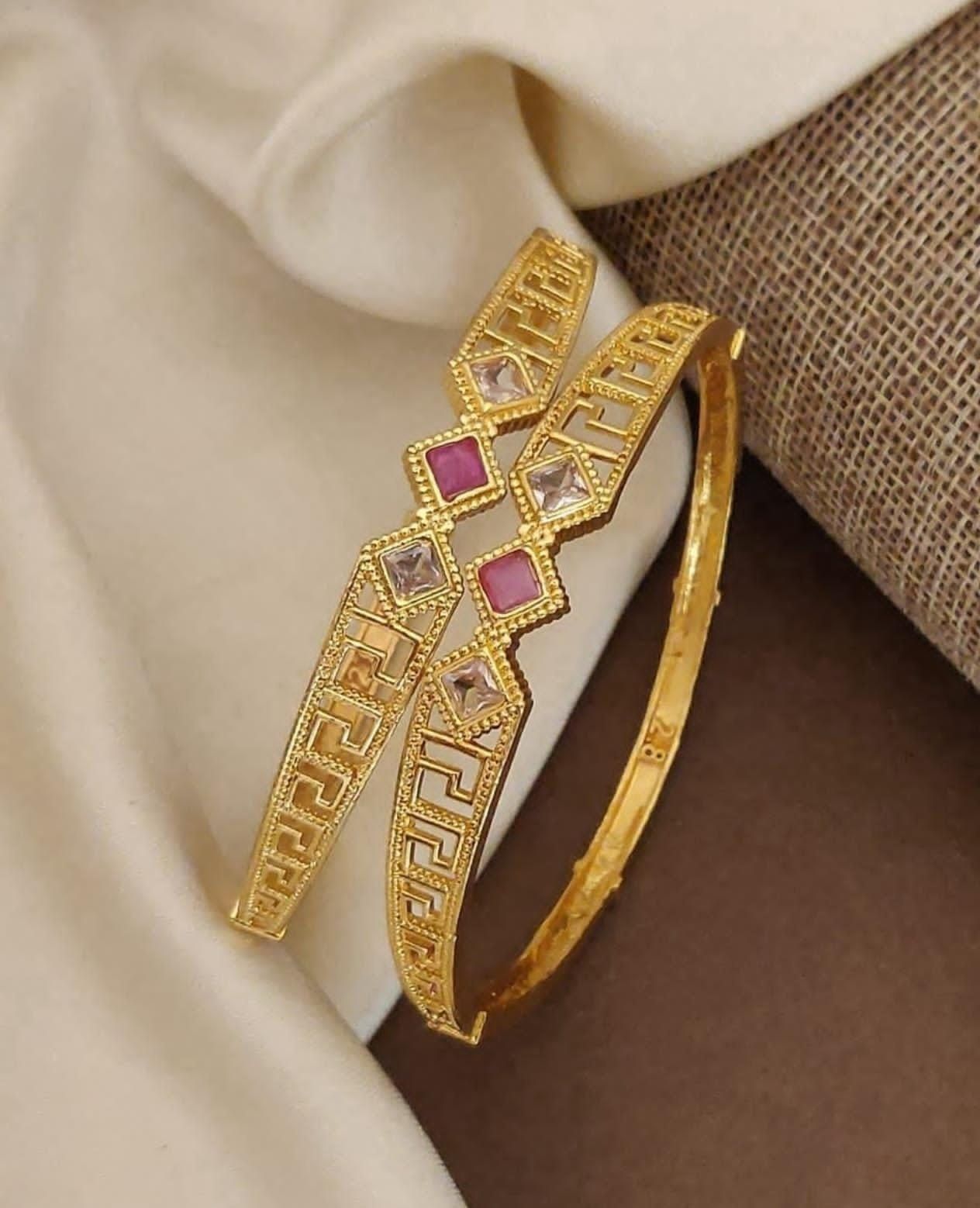 Ladies Brass Bangle Set