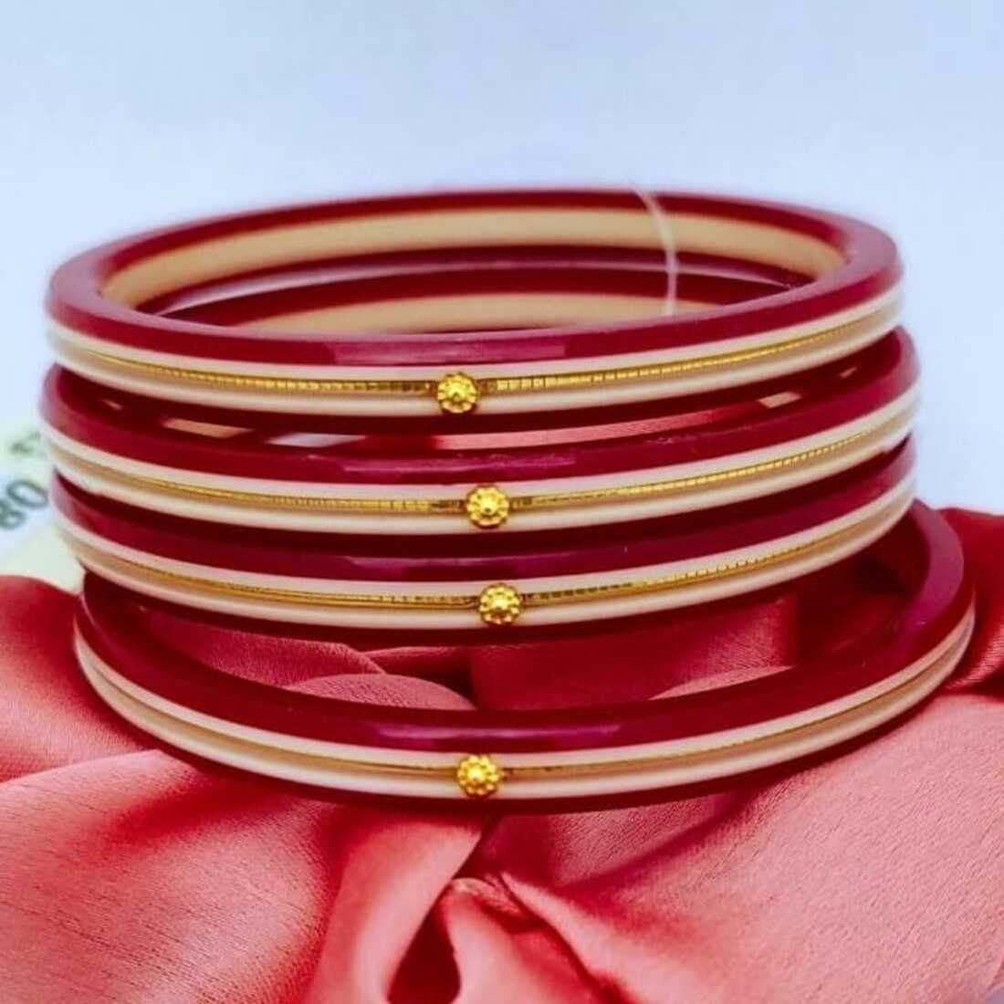 Maroon Stone Stubed Bangle