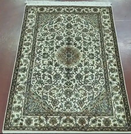 Kashaan Silk Cotton Handmade Carpets