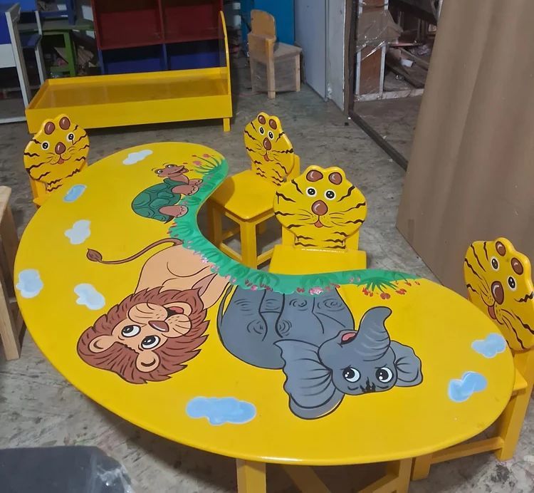 Animal Theme Been Shape Yellow Wooden Play School Table Set
