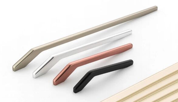 Aluminium Handle with Brushed Metallic Finishes.