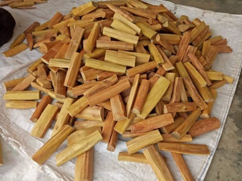 Khinni Wood Muthaa
