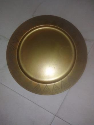 Metal Charger Plates