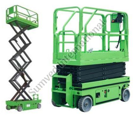 Self Propelled Scissor Lift