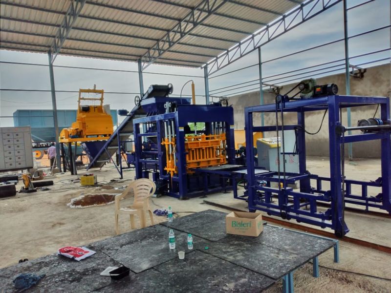 Concrete Brick Machine