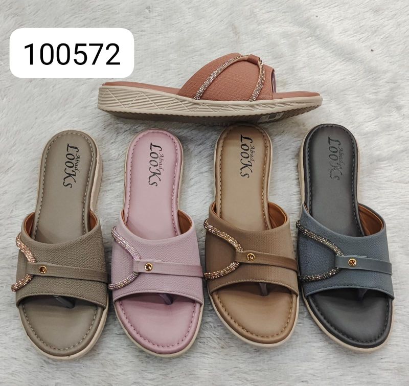 Look\'S Ladies Chappal