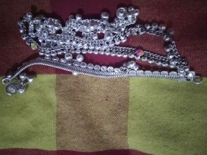 silver anklets