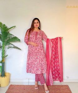 Three Piece Set-Kurti, Pant and Dupatta