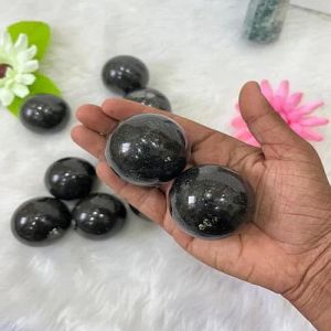 Natural Black Onyx Sphere for Healing, Shape : Round