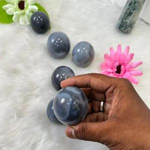 Violet Onyx Sphere Stone for Decorative Or Healing