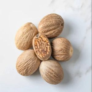Whole Nutmeg Whole Nutmeg
