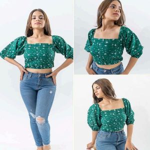 Ladies Puff Sleeve Green Cotton Printed Crop Top