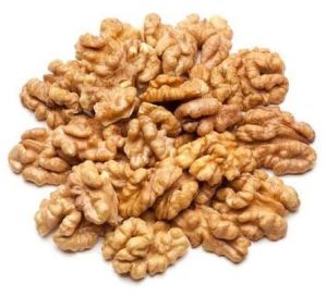 Kashmiri Walnut Kernels, Packaging Type : Vacuum-sealed Bag