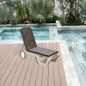 Italica Luxury Sunlounger