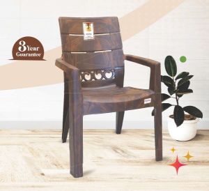 muraj eden plastic chair