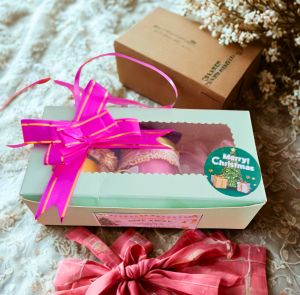 Glass Jar Cardboard Christmas Hamper, Packaging Type : Box