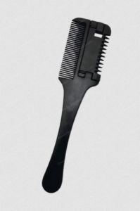Plain Black Plastic Hair Comb, Technics : Machine Made